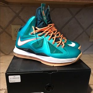 Nike Lebron X